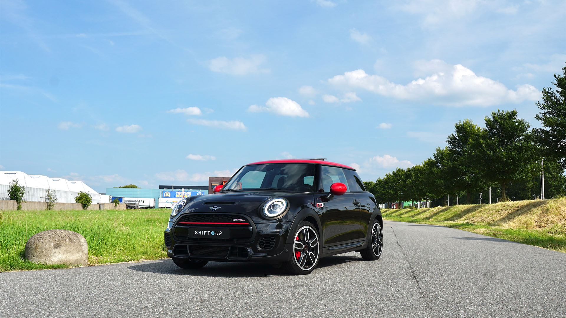 MINI John Cooper Works Shift Up 2022 in Amstelveen. MINI OCCASIONS TOT 6 jaar oud