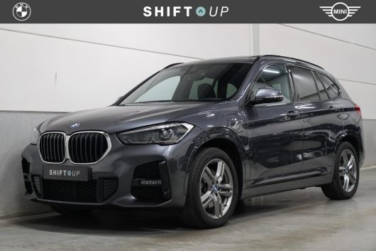 BMW X1 xDrive25e – Foto