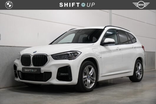BMW X1 xDrive25e – Foto