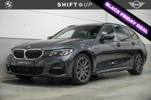 BMW 3 Serie Touring 330e – Foto