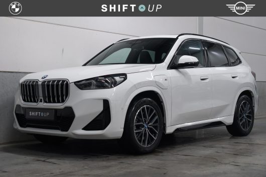 BMW X1 xDrive30e – Foto