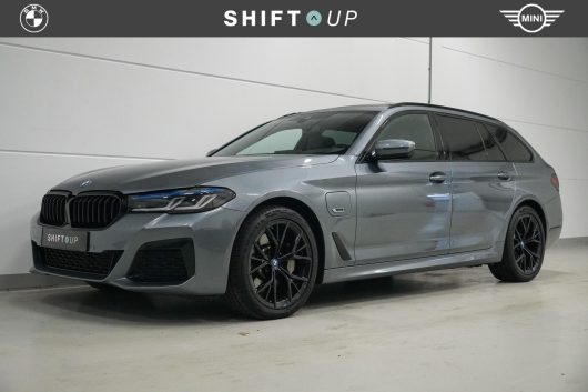 BMW 5 Serie Touring 530e – Foto