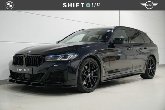 BMW 5 Serie Touring 530e xDrive – Foto