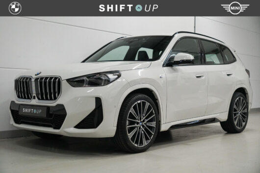 BMW X1 sDrive18i – Foto