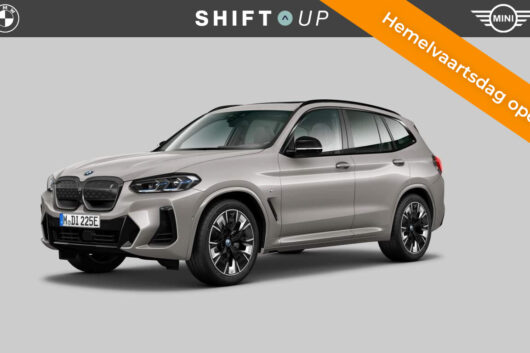 BMW iX3 80 kWh – Foto
