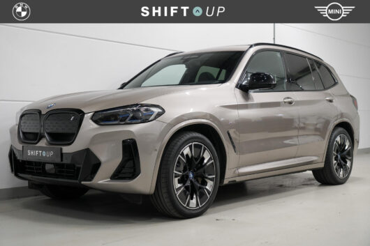 BMW iX3 80 kWh – Foto