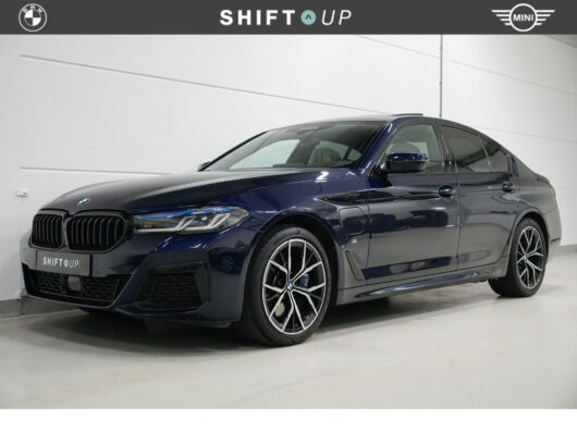 BMW 5 Serie 530e xDrive M-Sport | Schuifdak | Nappa leder | CoPilot | Laser – Foto