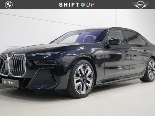 BMW i7 xDrive60 106 kWh M-Sport | SOH 98,4% | Bowers Wilkins | Theatre Screen | Driving Assistant Prof – Foto