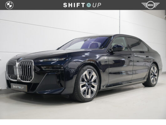BMW i7 xDrive60 106 kWh M-Sport | SOH 98,4% | Bowers Wilkins | Theatre Screen | Driving Assistant Prof – Foto