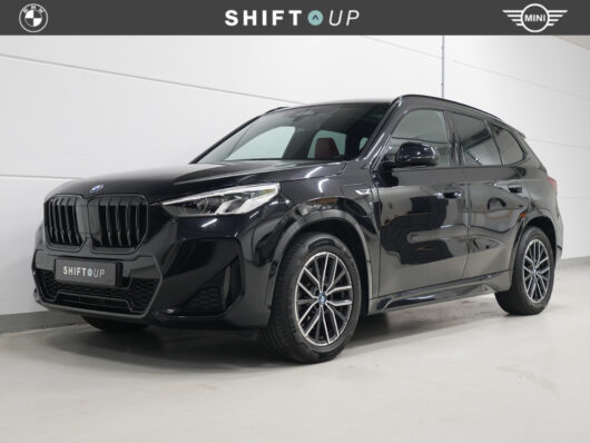 BMW X1 xDrive25e M-Sport | Panoramadak | Camera – Foto