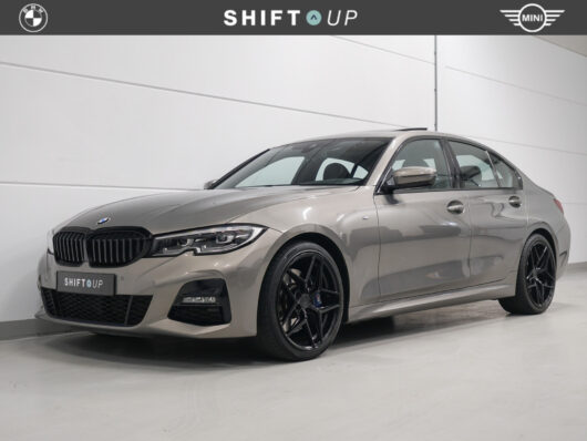 BMW 3-serie 320i M-Sport | Schuifdak | Head Up – Foto