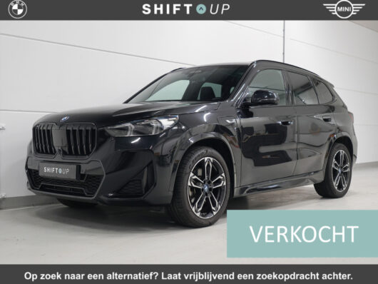 BMW X1 xDrive25e M-Sport | Panoramadak | CoPilot | Head Up | Stuurverwarming – Foto