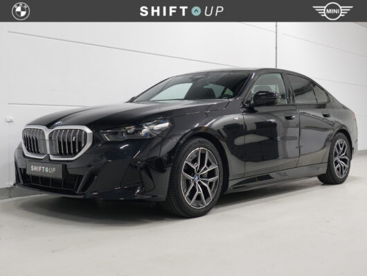 BMW i5 eDrive40 M-Sport | Panoramadak | CoPilot | Harman Kardon – Foto