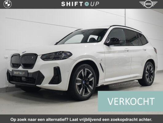 BMW iX3 80 kWh M-Sport | Panoramadak | ACC – Foto