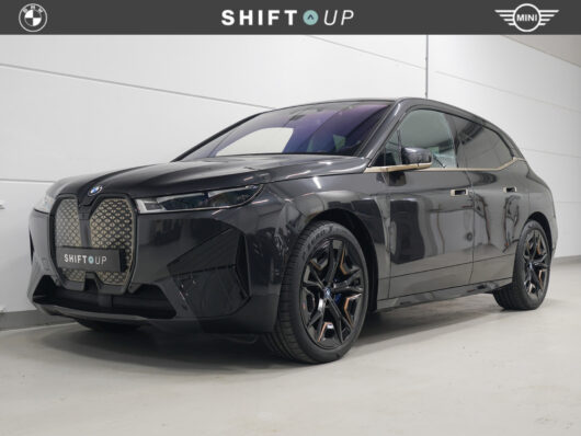 BMW iX xDrive40 Skylounge | CoPilot | Elektr. Trekhaak | Harman Kardon – Foto