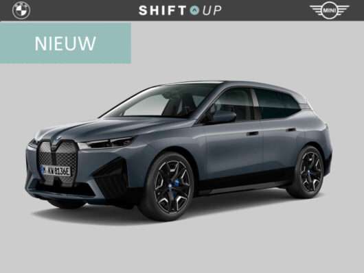BMW iX xDrive50 112 kWh Skylounge | CoPilot | Massage | Stoelventilatie – Foto
