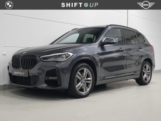 BMW X1 xDrive20i M-Sport | Panoramadak | ACC | Head Up – Foto