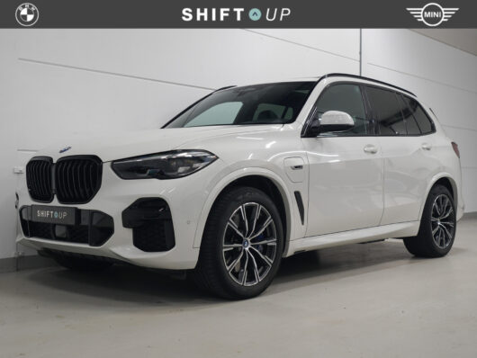 BMW X5 xDrive45e M-Sport | Panoramadak | CoPilot | Trekhaak – Foto
